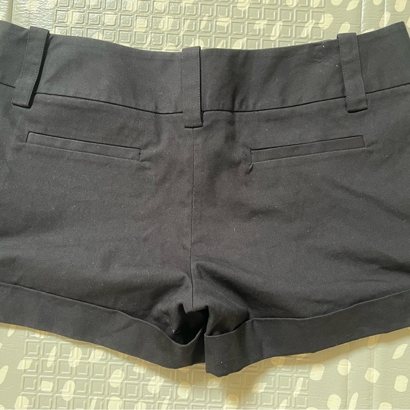 Alice + Olivia Black Shorts - Picture 4 of 10